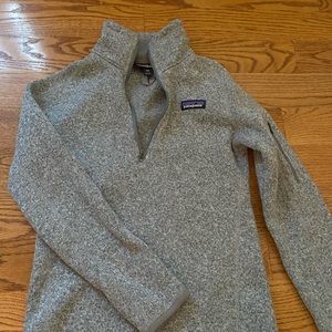Patagonia fleece size xxs never worn.